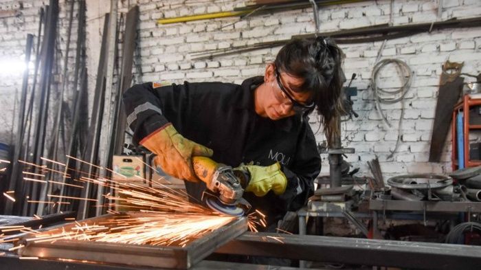 Two Friends Took the Leap and Are Now Welders