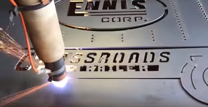 Amazing Video: CNC Plasma Cutter
