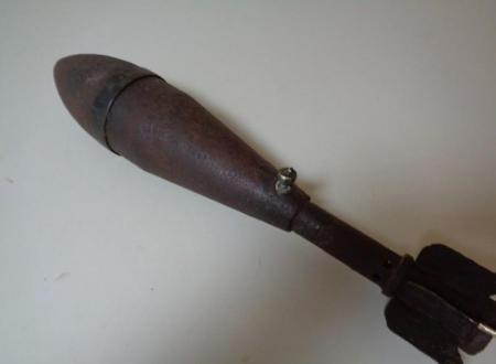 Corrientes: Herrero encontró munición de mortero e intentó desarmar